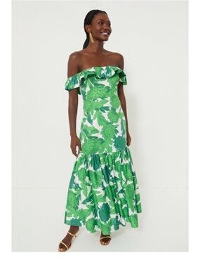Tuckernuck On Giselle Off-Shoulder Green Leaf Print Maxi Dress XS